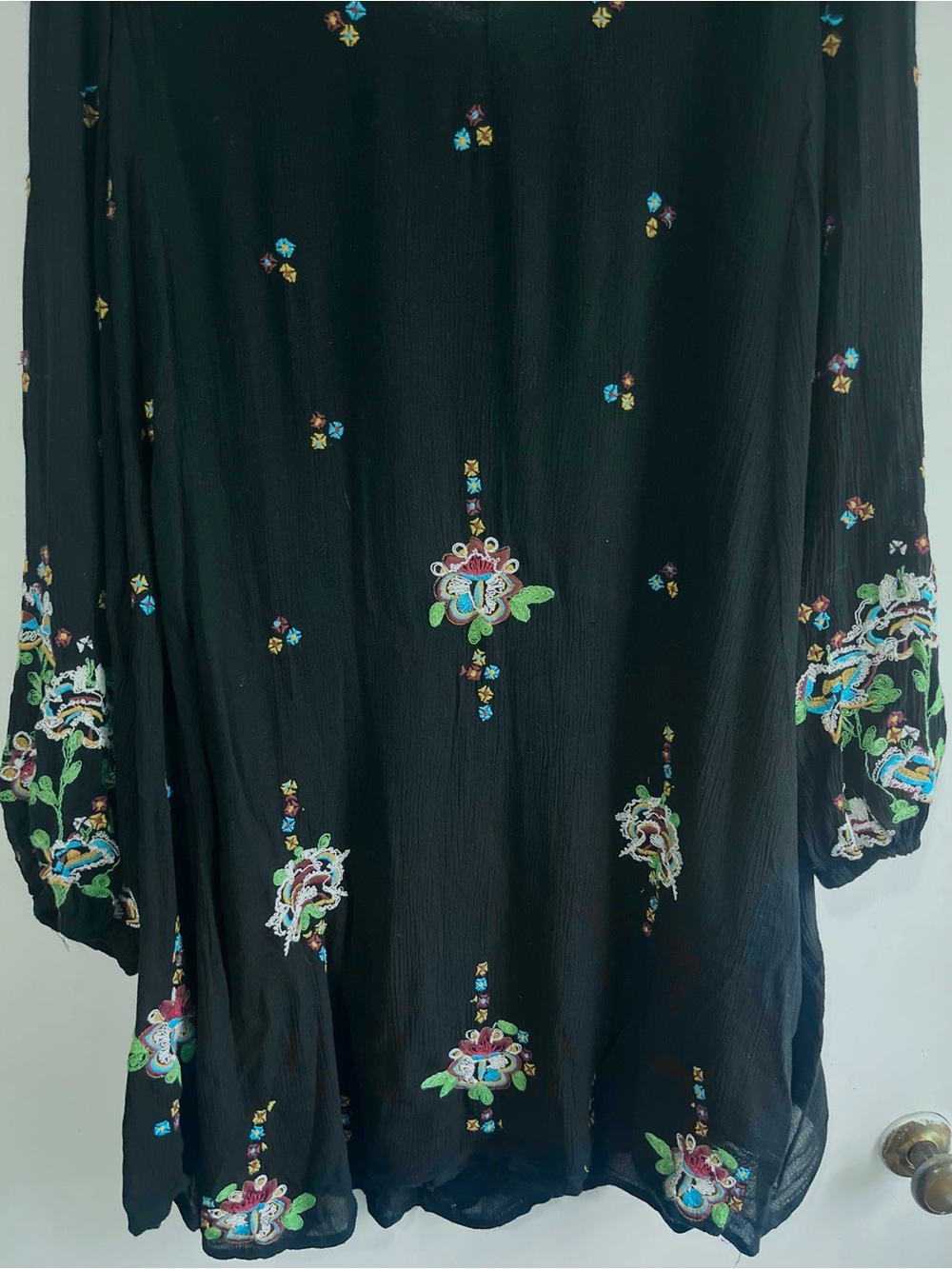 NWOT Free People Black Embroidered V-Neck Women’s Dress - Picture 3 of 5